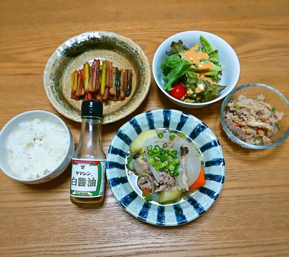 Snapdishの料理写真:『白醤油を使ってバーミキュラで肉じゃが』 #ヤマサ醤油 #ヤマサ醤油アンバサダー #おいしいしょうゆ研究部|seri-chanさん