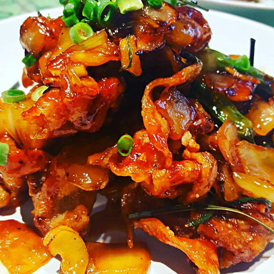 Early Lunch at my Apartment 
Chinese Crispy Pork 
#Chefemanuel|Emanuel Hayashiさん