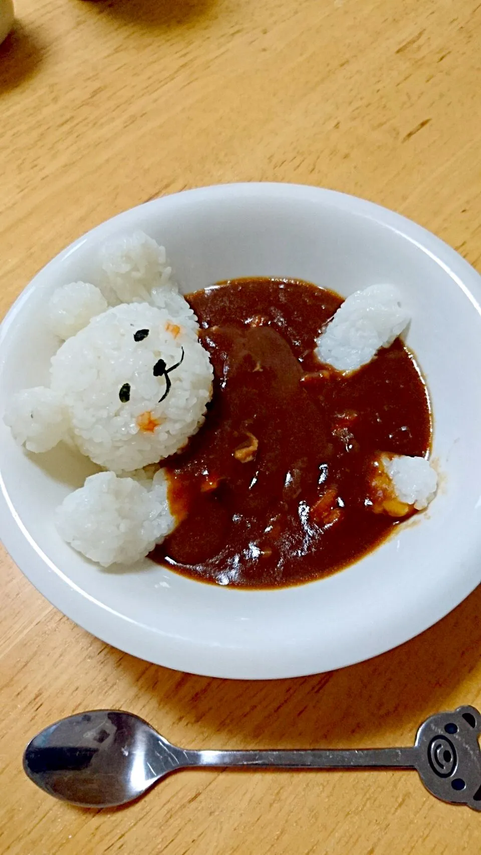 娘ご飯はくまのカレー風呂♨|めぐまんさん