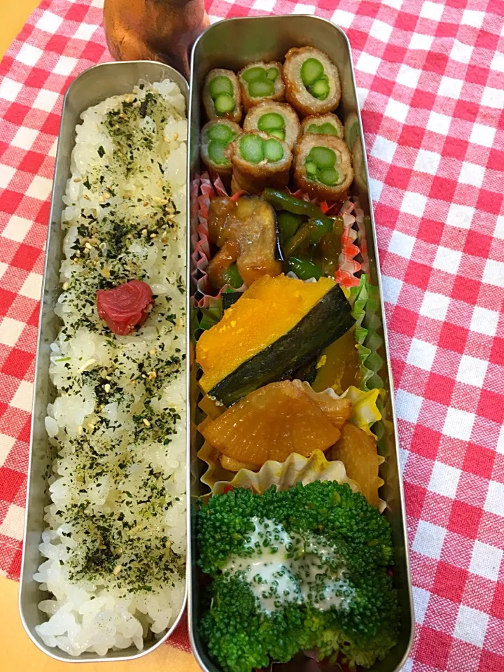 アスパラの肉巻き ナスとピーマンの味噌炒め かぼちゃ煮 大根きんぴら ブロッコリー弁当。|Kumiko Kimuraさん