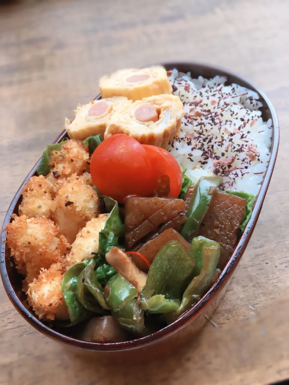 今日のお弁当
・鳥のササミ揚げ
・蒟蒻とピーマンの炒め
・だし巻き卵|akiさん