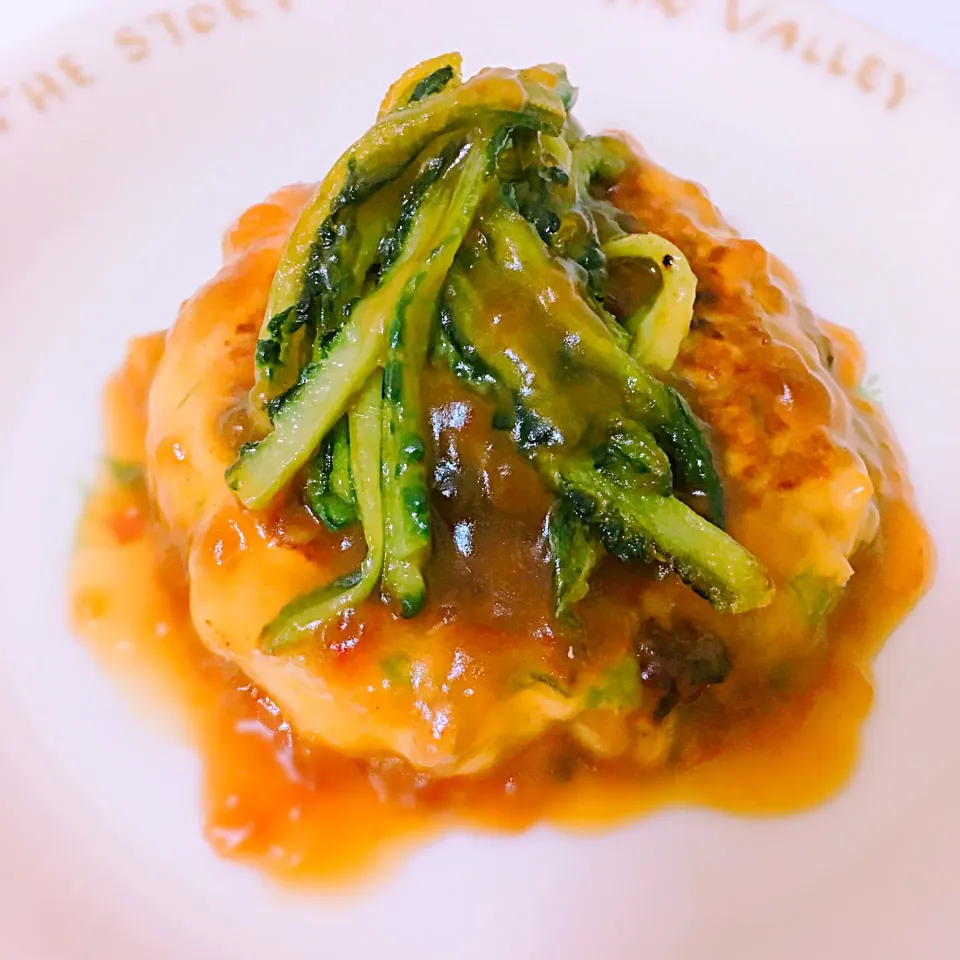 Natto beans and vegetable chicken mass with deep-fried bitter gourd on top|Yukiさん