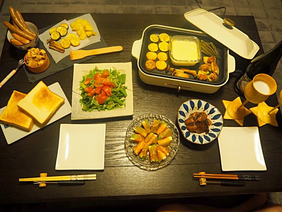 Snapdishの料理写真:ワインのお供♡
#チーズフォンデュ#ブルーノ#念願のブルーノ#おうちごはん #夜ご飯 #家飲み#ワイン#ワインに合う|かなさん