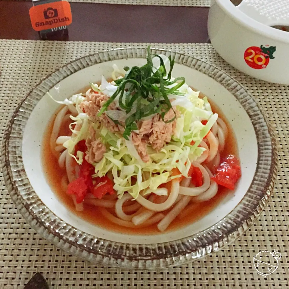 トマトのこぶおろしサラダうどん|でんでんむしごはんさん