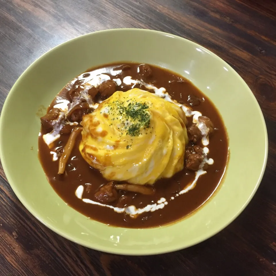 #ドレスドオムライス〜ドミグラスソースバージョン😋😋😋|いしくん。（たまご王子🥚🐣🐥🐔）さん