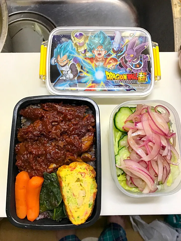 鶏肉の赤ワイン煮弁当☆|つばりん亭さん