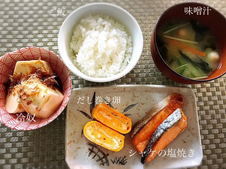 日曜日の朝ご飯|もかもいさん