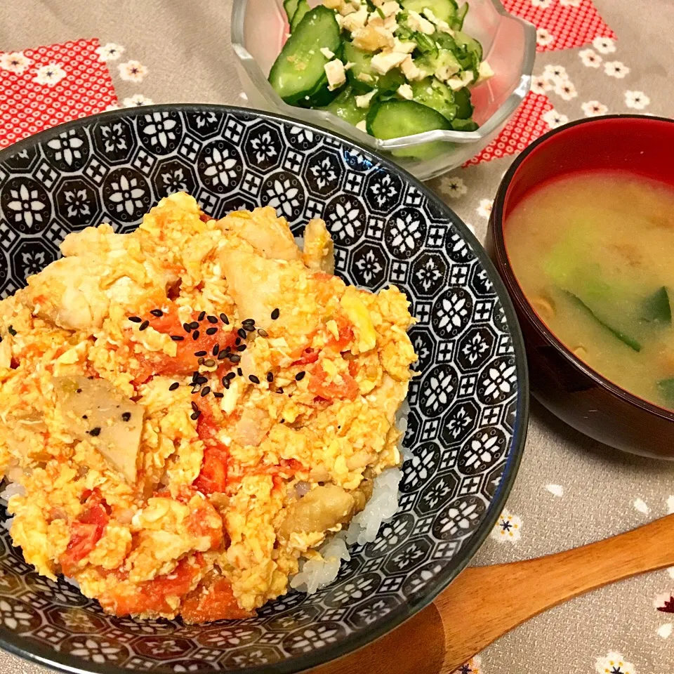 トマ玉丼 🍚|y u iさん