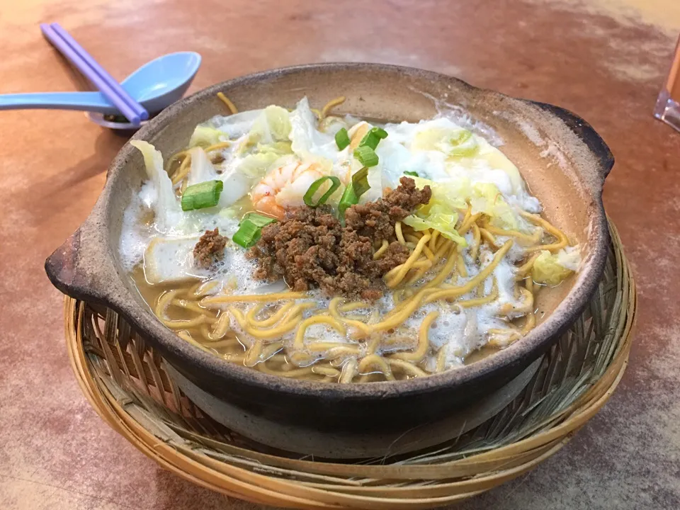 Claypot yee mee|Yoku kuu kyaku daさん