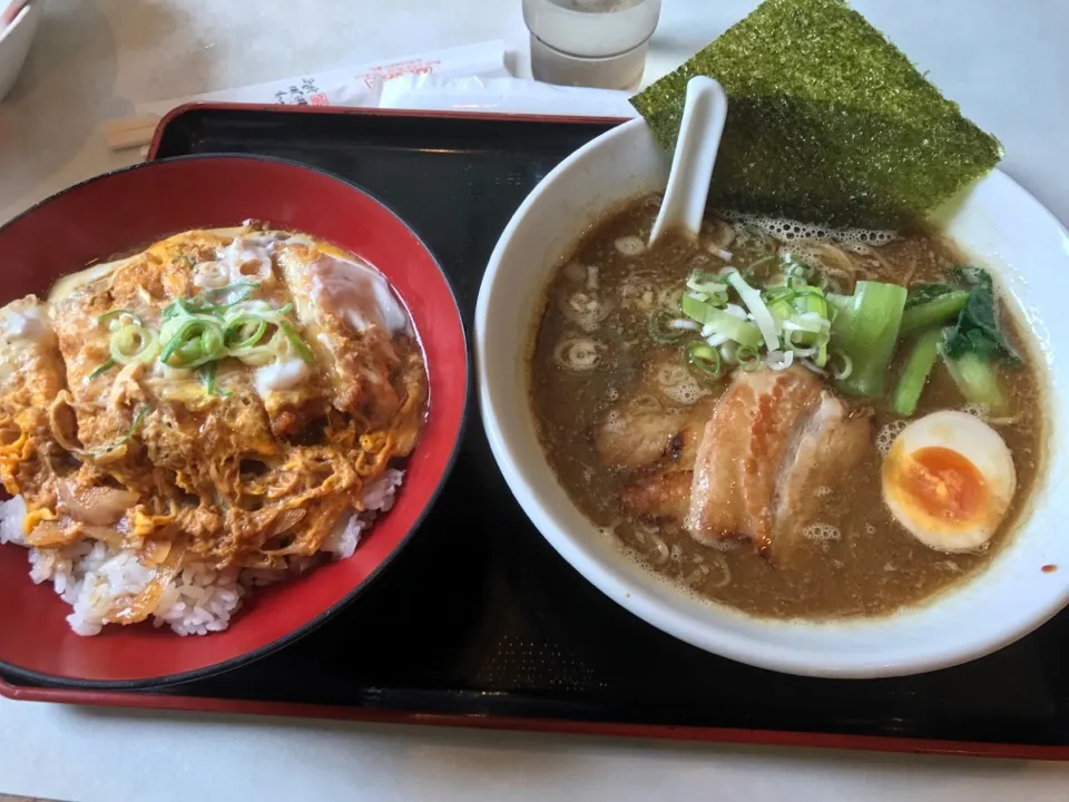 岡山県津山市のラーメンファミリーにて🍜|岩崎真造さん