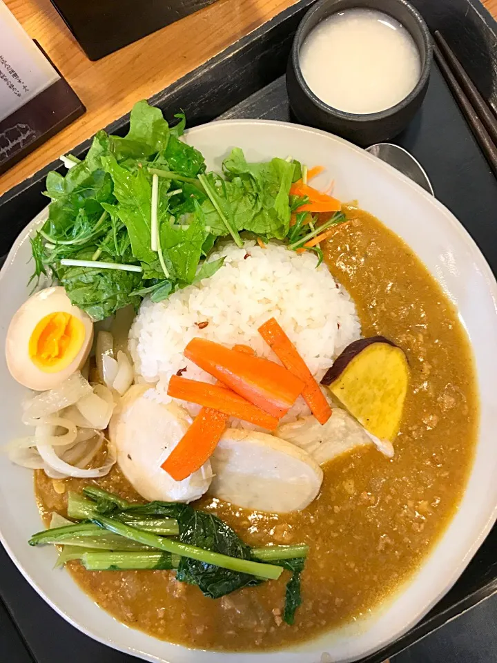 Snapdishの料理写真:信州鷄カレー
#八ヶ岳アウトレット|ATSUMIさん