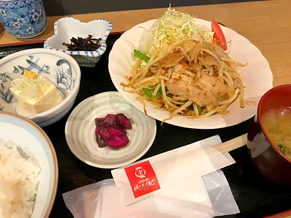 生姜焼き定食|マハロ菊池さん