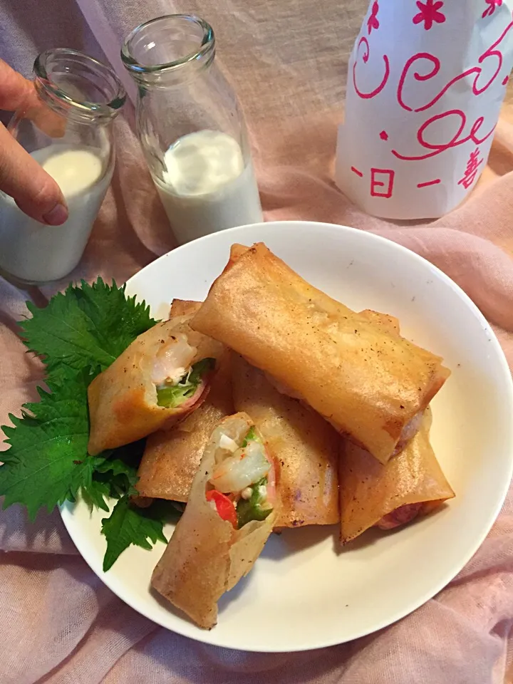 Snapdishの料理写真:まるまちゃん🙆のオクラとチーズの春真希👲🌀と一日一善🥛⁇😂お誕生日おめでとう🎉✨|ボンバーさん