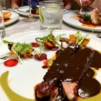 Pechuga de pato con mole negro / Duck breast with black mole|Eduardo Mestre Sさん