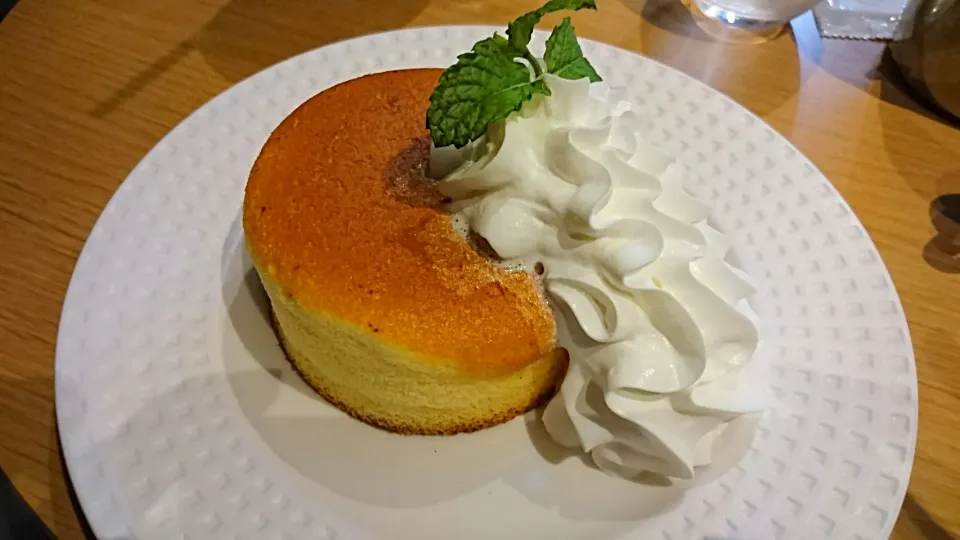 ふわふわのホットケーキ|ぶりじっとえいちぇるさん