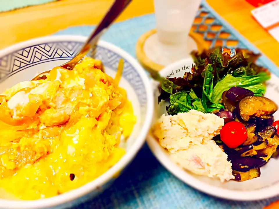 親子丼 ナスとトマトの生姜サラダ ポテトサラダ|はるなさん