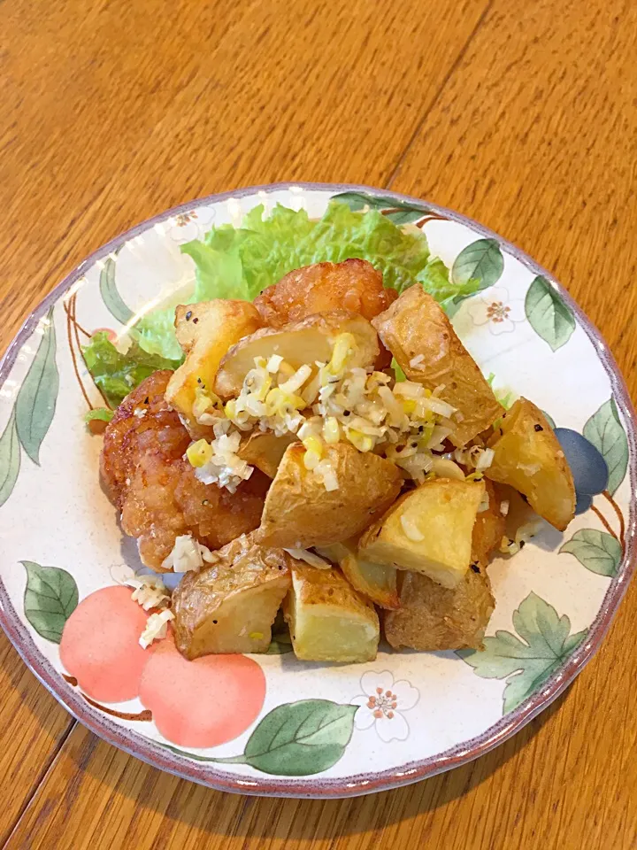 チキンとポテトのネギ塩レモン|まつださんさん