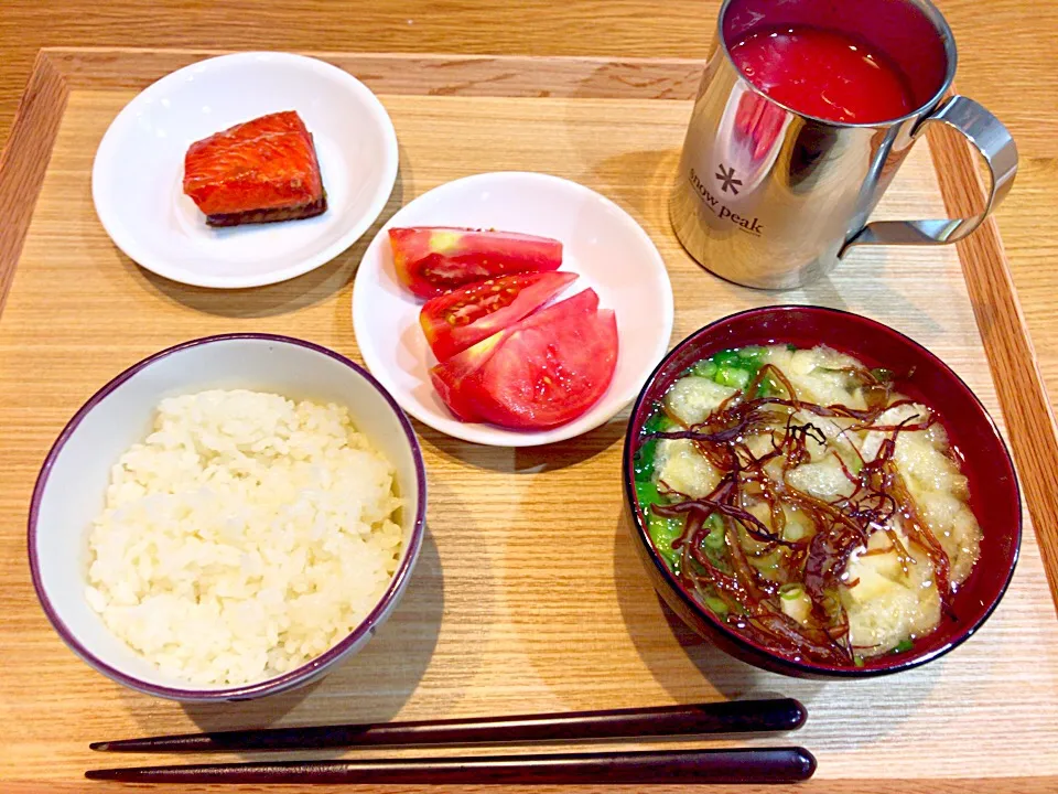 今日の朝飯！ぼだっこ（塩鮭）|茂木 和哉さん