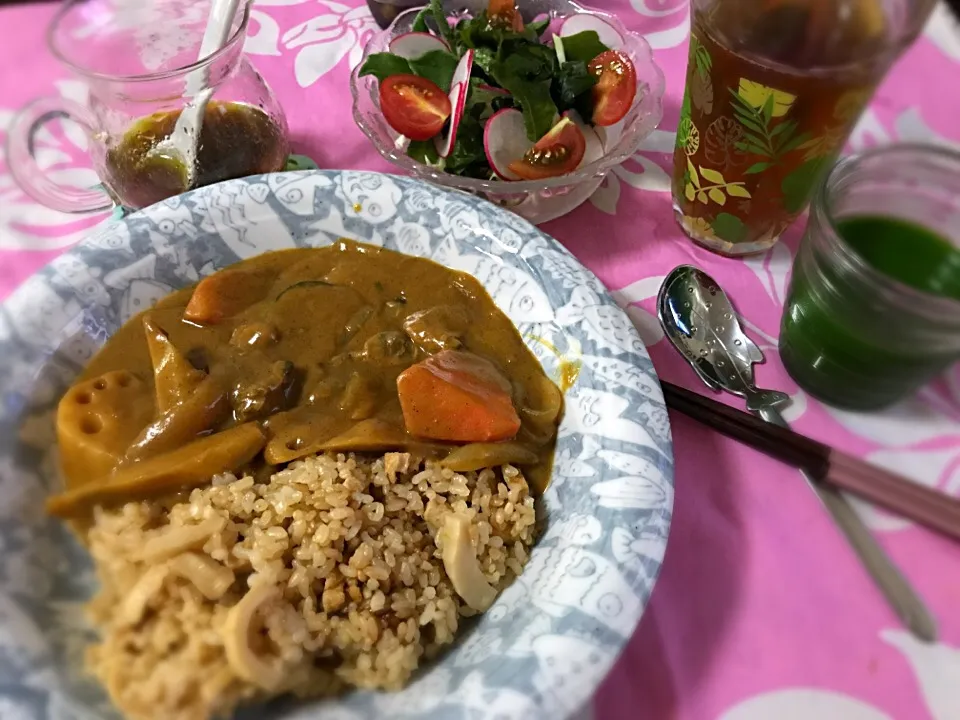 破竹玄米カレー🍛とオレンジドレッシングサラダ🥗|noeさん