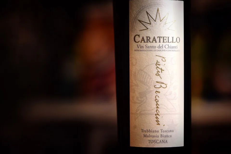 Snapdishの料理写真:Vin Santo del Chianti DOC ”CARATELLO”2007 500ml

Malvasia Bianco
Malvasia Nera
TREBBIANO COLOMBANA

棚ではなく

吊るしたぶどうから造られる一風変わったヴィンサント

#CARATELLO
#Vinsanto
#聖なるワ|今井 和正さん