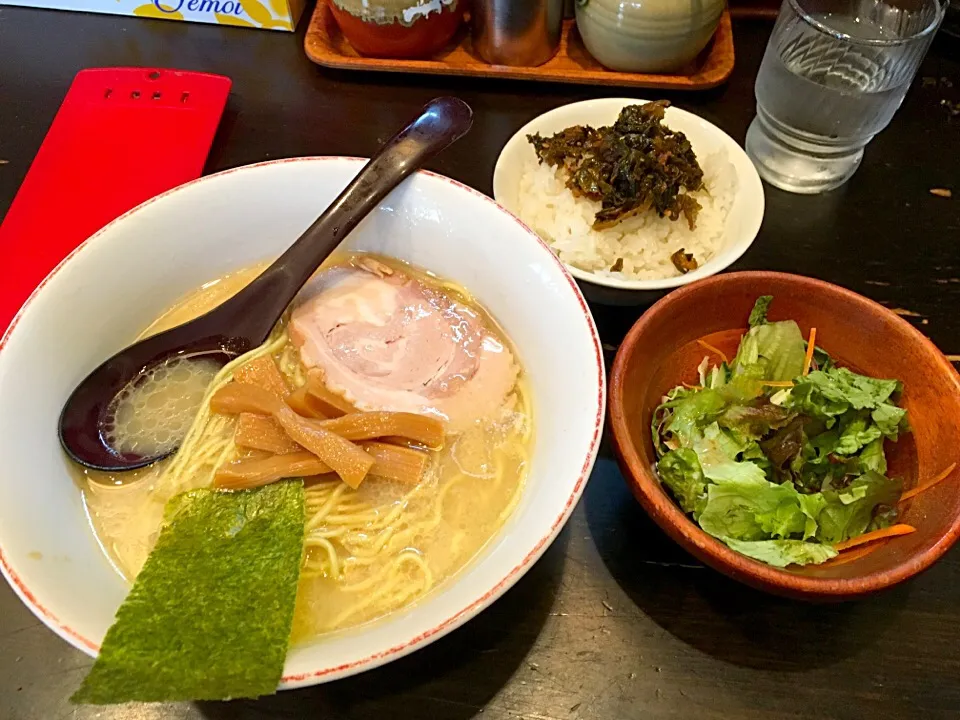 百歩らーめんランチ（サラダ、ライス付き）@百歩らーめん北浦和店（北浦和駅西口）|hoppylove25さん