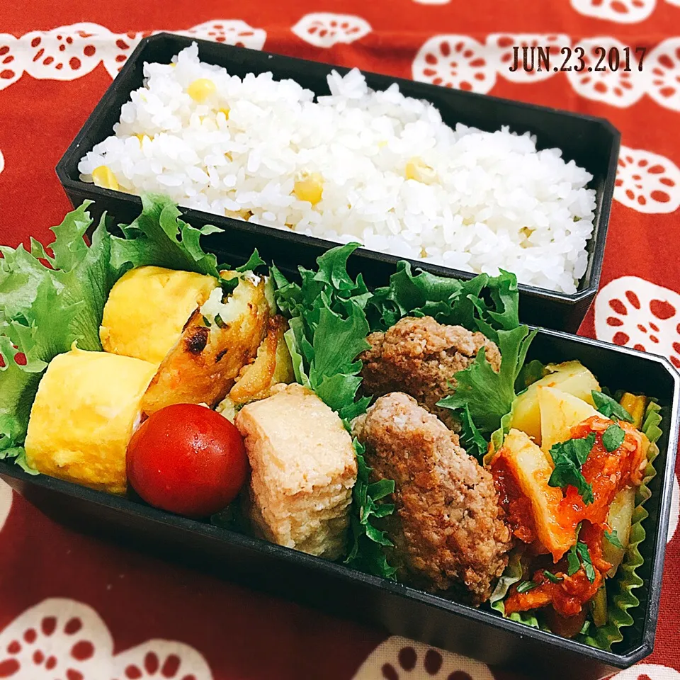 今日のお弁当 #とうもろこしご飯|momo31omomさん