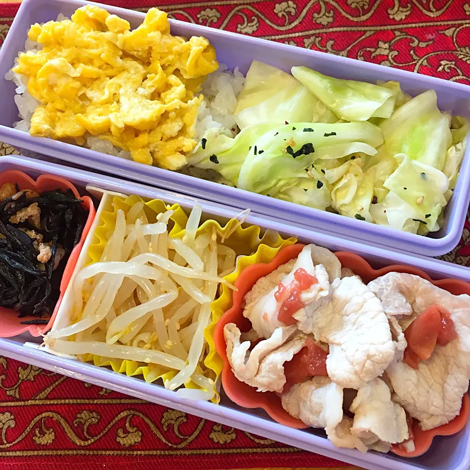 豚しゃぶの梅肉和えともやしのナムルとひじきの煮物弁当|もえさん