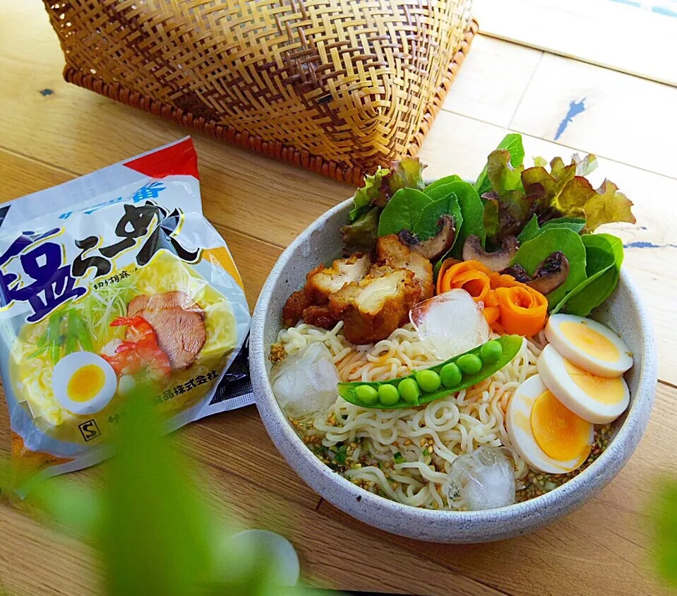 野菜もたっぷり、冷やしてサッポロ一番塩ラーメン🍜|@chieko_tanabe_さん