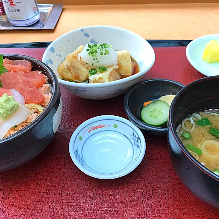 まぐろ漬け丼|山内博之さん