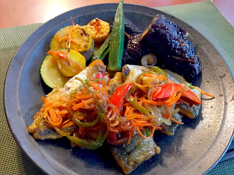 Snapdishの料理写真:Deep-fried horse mackerel&vegetables  marinated in a vinegar sauce🐟  鯵とお野菜の南蛮漬け|🌈Ami🍻さん