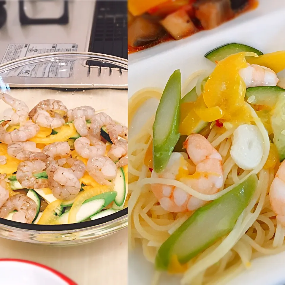 Snapdishの料理写真:電子レンジで時短パスタ🍴
夏野菜ペペロンチーノ🥒
#ビストロ#ペペロンチーノ#えび#パプリカ#ズッキーニ#オリーブオイル多め|う〜さんさん