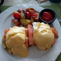 Lox Eggs Benedict|Majette LAさん