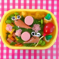 この季節にぴったり♪ #かたつむり弁当 #お弁当 #お弁当記録  #キャラ弁|sky☆さん