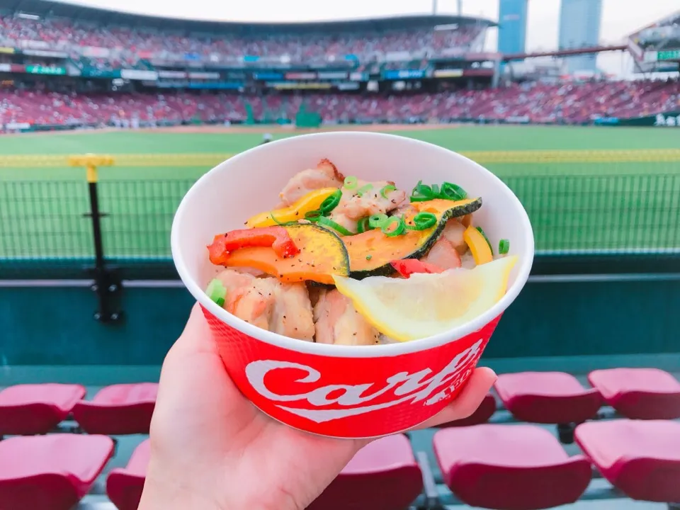 ドラ1 塩だれ鶏丼|ちゃみこさん