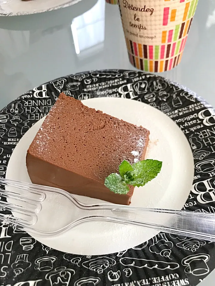 チョコレートムース💕
驚きの作り方でプロの味♡|まりさん