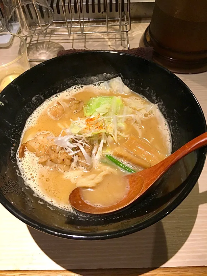 鳥煮込みモツラーメン|怜竜さん