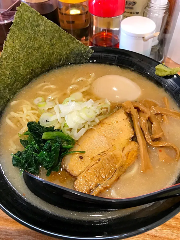 オマール海老🦐のダシが効いたラーメン|ともこさん