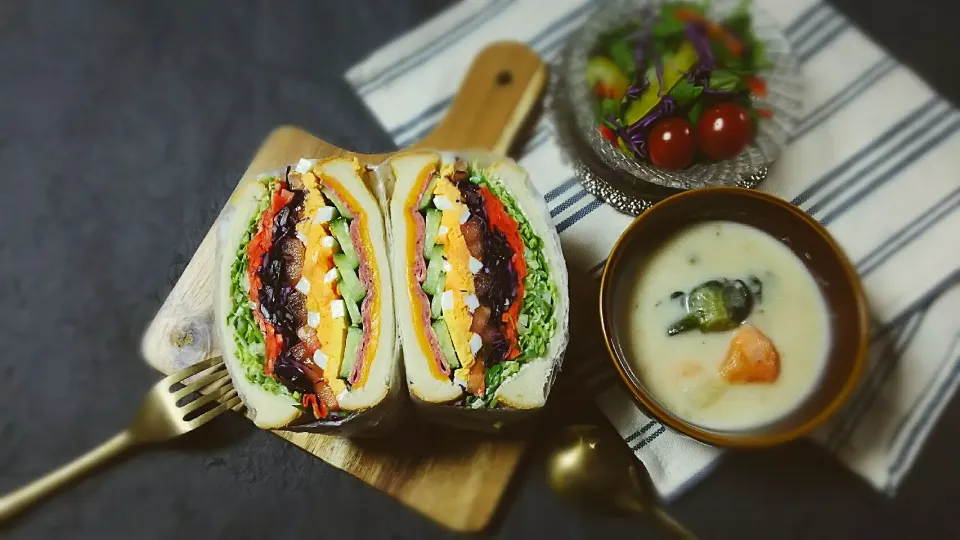 朝ごパン🍞わんぱくサンド❤|キム姉さん