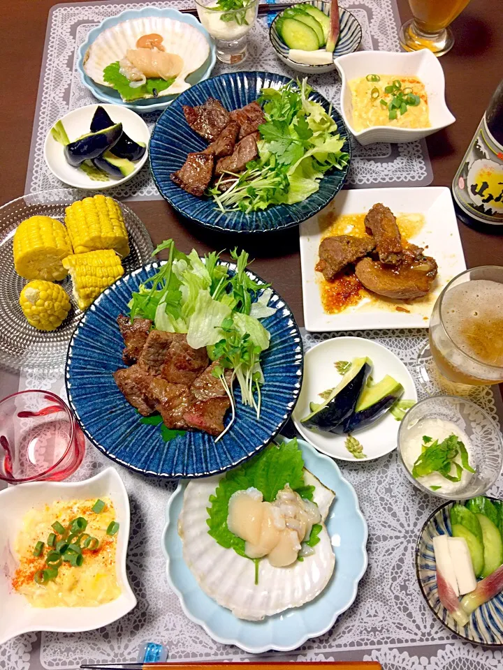 熟成肉バター醤油味、山芋白だし和え、帆立刺身、水ナス、キュウリと長芋ミョウガの漬物、とうふと卵フワフワ。|りょうさん