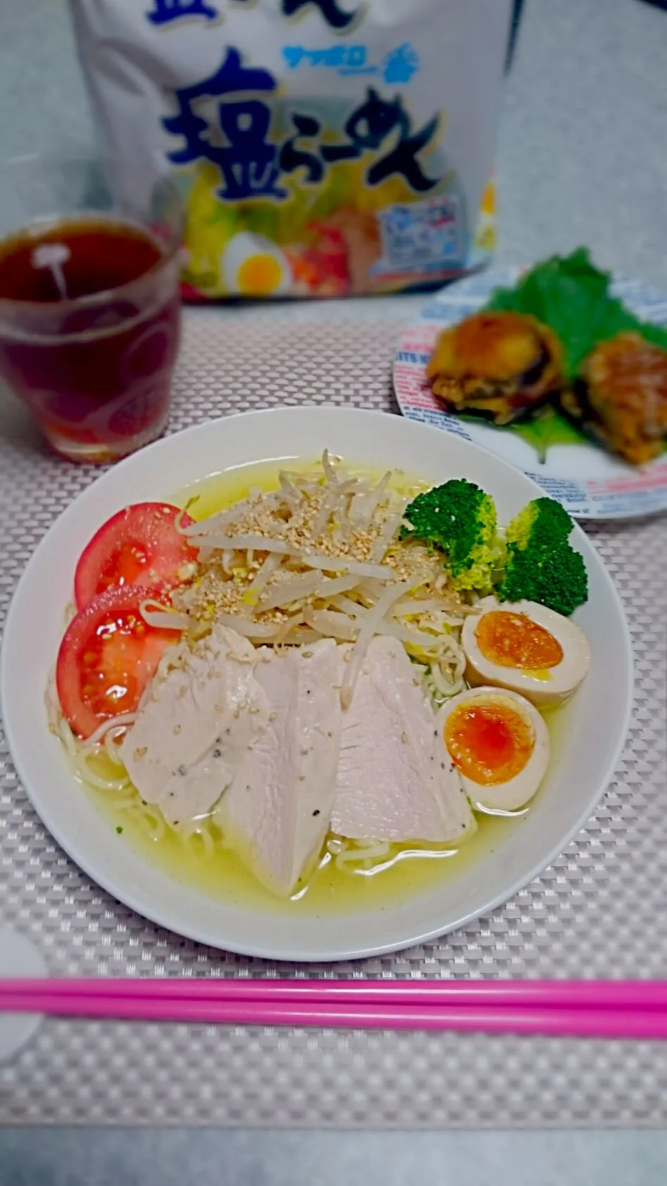 Snapdishの料理写真:サッポロ一番塩ラーメンを使って✨ひと手間かけた冷やしラーメン😆✨|さくらさん