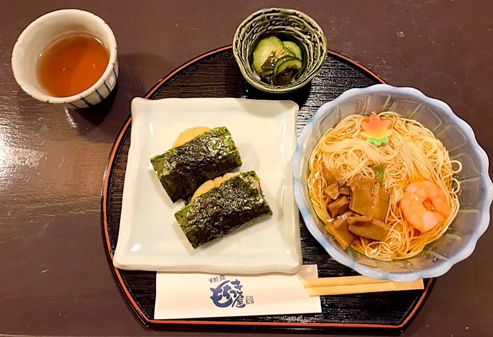 Snapdishの料理写真:錦市場 / 餅つき屋|祭さん