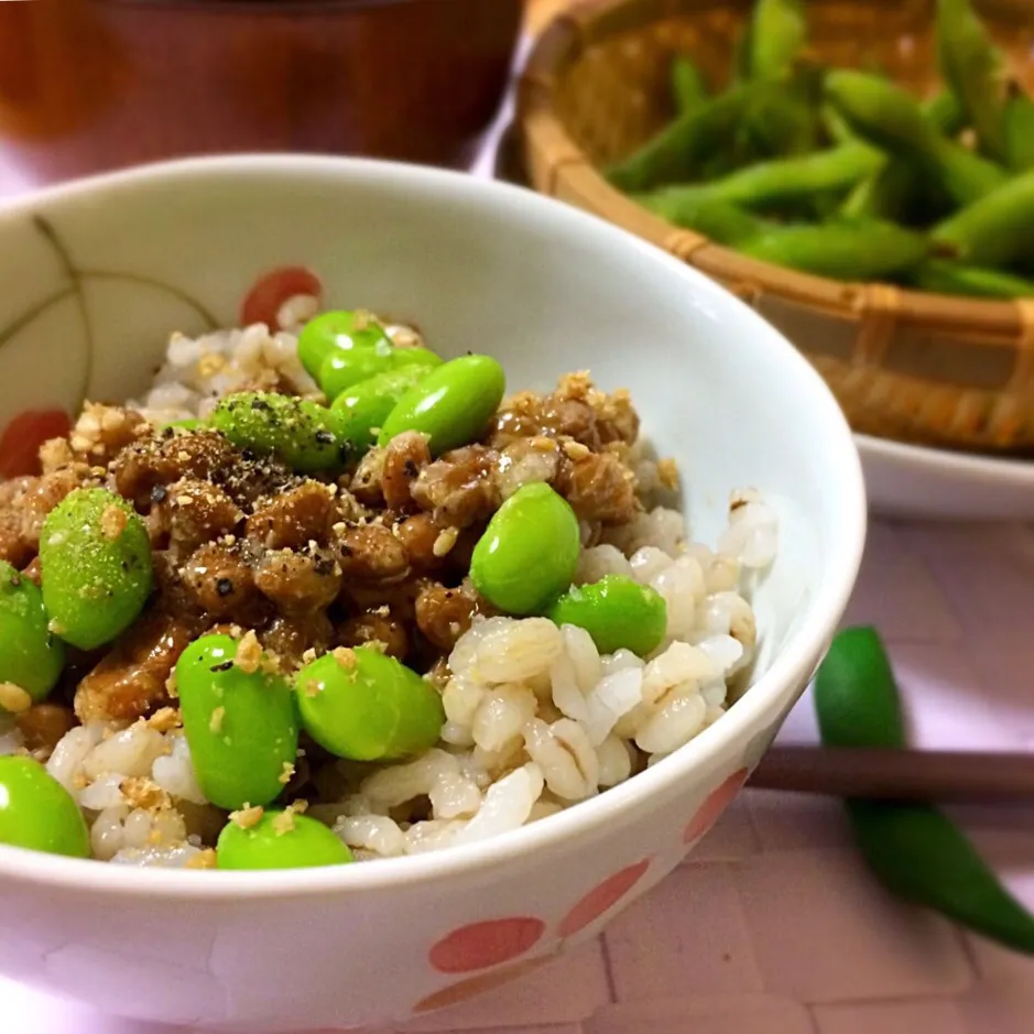 豆豆しい納豆ご飯 〜枝豆ともち麦ごはん🌿／We love OmuGi❤︎!|angiee♡さん