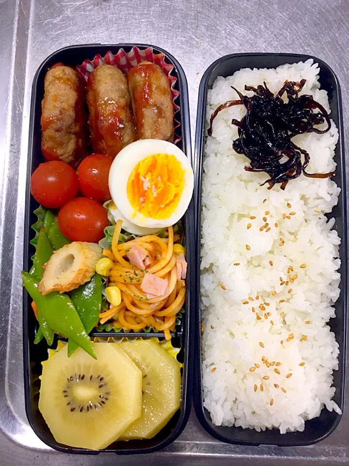 ハンバーグ弁当#高校生男子弁当 #息子弁当|友美さん