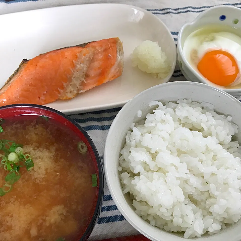 焼鮭定食|純さん