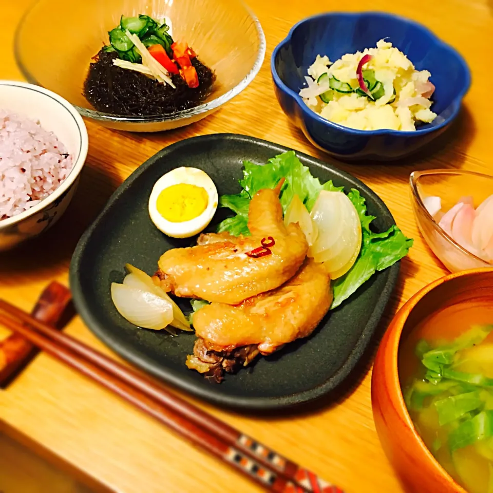 手羽先のカンタン黒酢煮の晩ご飯|むぎこさん