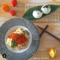 たらことイクラの、親子ならぬ…
はとこパスタだょ♡
いくらちゃんと、タラちゃんの、
おにぎり付き🍙♡|あゆさん