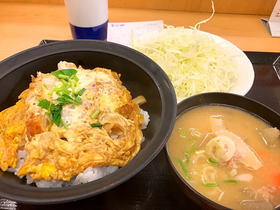 Snapdishの料理写真:ミニカツ丼セット|マハロ菊池さん