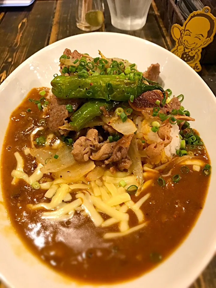 Snapdishの料理写真:Two Sam's Upの週替わり！『塩ダレ焼肉カレー』|大阪カレー部長さん