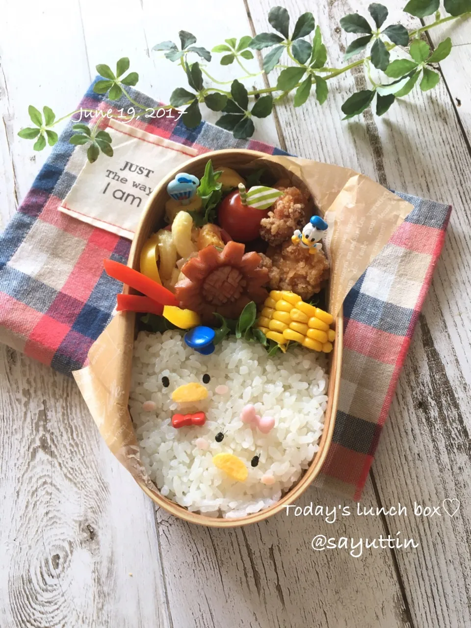 詰めるだけドナルド&デイジー弁当♪女子中学生のおべんとう#中学生女子のお弁当 #ドナルド#デイジー#詰めるだけ弁当|sayu♡さん