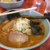 Snapdishの料理写真:北海道 西山ラーメン🍜|Akira Saitouさん